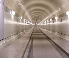 Eine der beiden Tunnelröhren